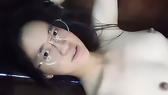 Thai Girl'S Homemade Erotic Video Of Self-Pleasure