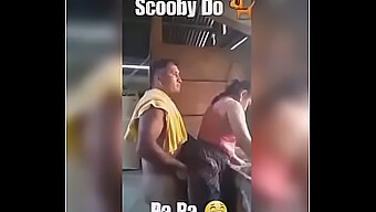 Scoby Og Pa Pas Sexy Duo I En Vintage Video