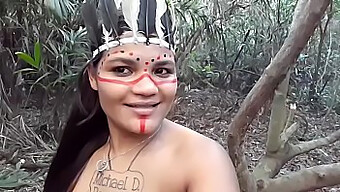 Vip Tigress India Mendapatkan Pantatnya Dientot Oleh The Lumberjack Dalam Video Seks Yang Panas