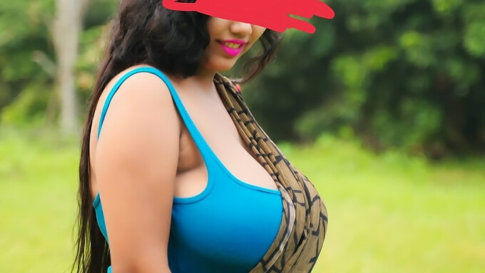 Tante India Menikmati Dari Belakang Dengan Cowok 18 Tahun