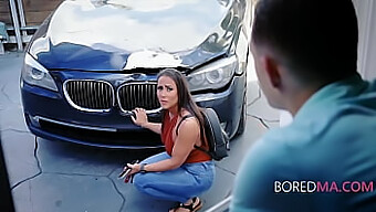 El Hijo De Carmela Clutch Es Castigado Con Una Milf Caliente En Freeuse Video