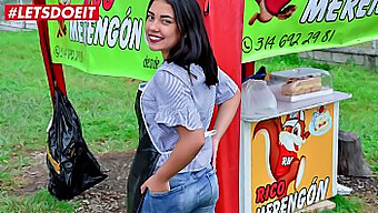 Pertemuan Intens Kecantikan Kolombia Juliana Restrepo Dengan Pasangan Yang Berpenis Besar Di Depan Kamera.