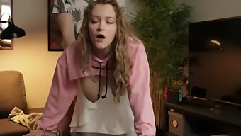 Big Natural Tits College Girl Gets Off On Camera