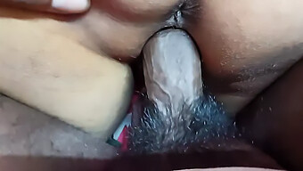 Pov-Video Von Sonalis Intimer Begegnung Mit Der Besten Freundin Und Sexy Hausfrau